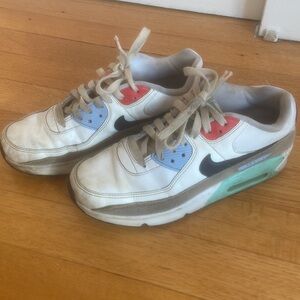 Good condirion Nike Air Max 90 LTR SE - US size 5
